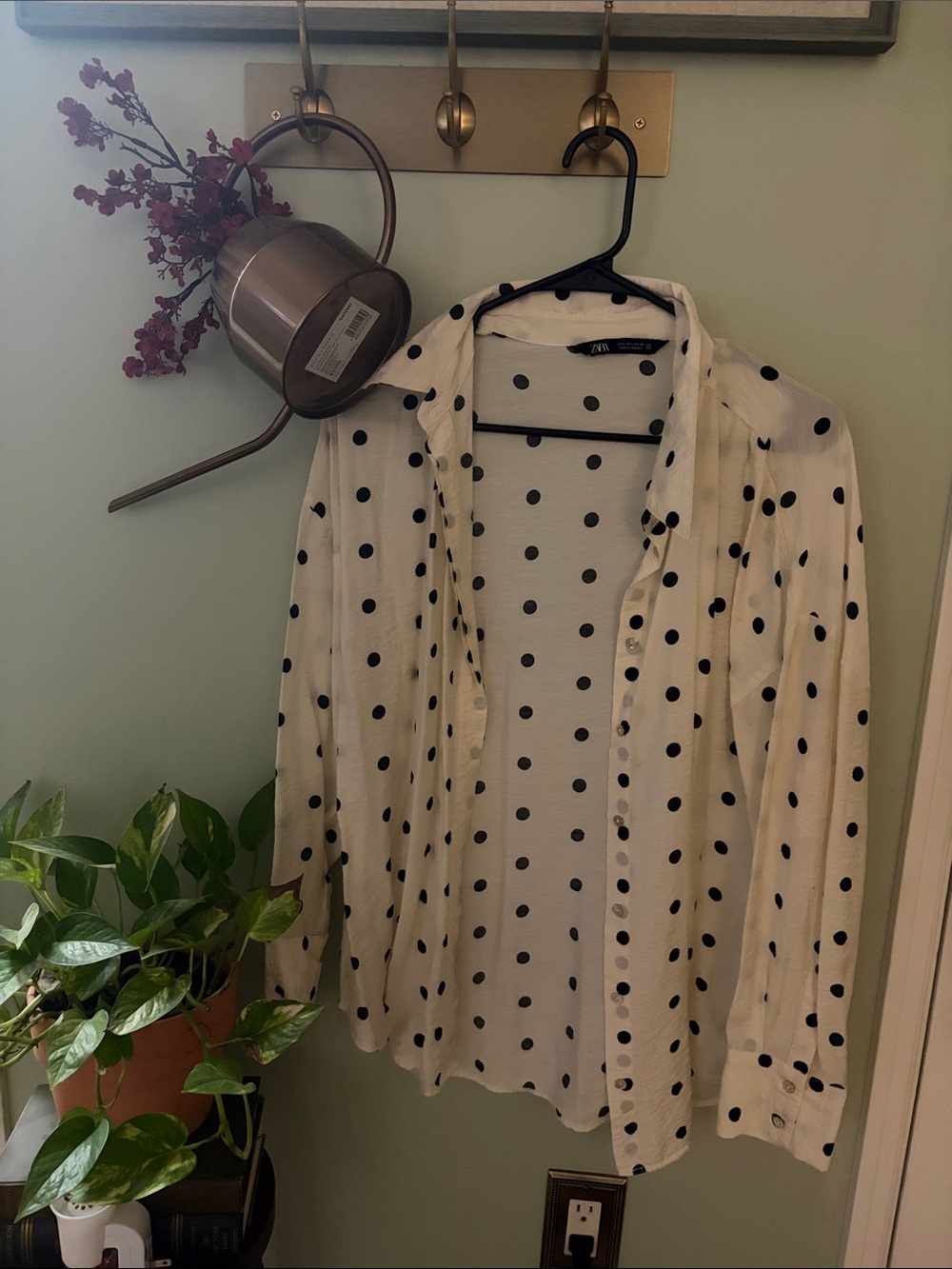 Zara Cream Button-Down Shirt with Black Polka Dots